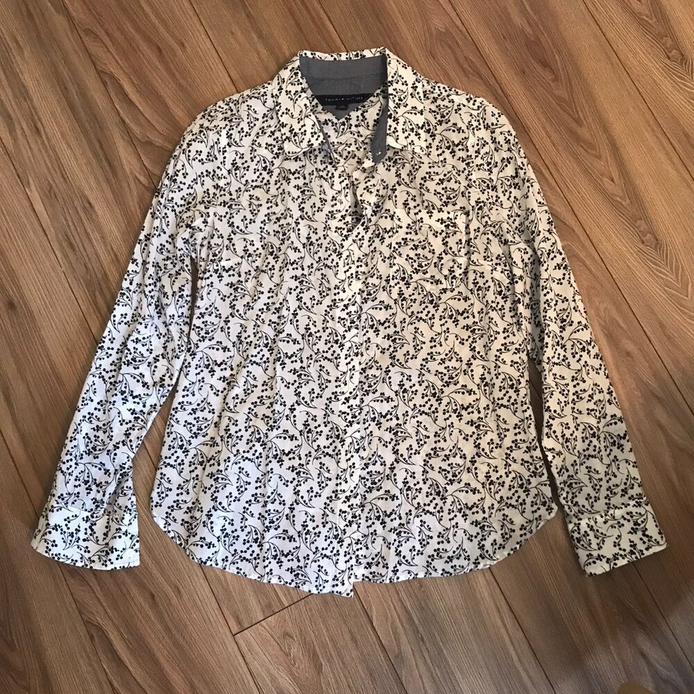 Tommy Hilfiger Women's Floral Print Button Down Shirt 100% Cotton Small